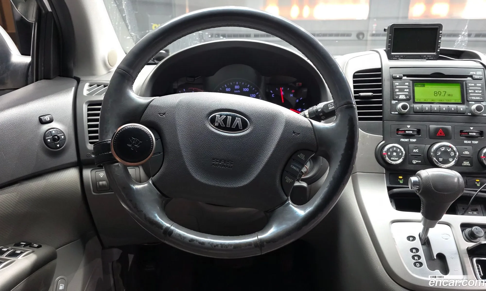 Kia Carnival R 2014 — 10