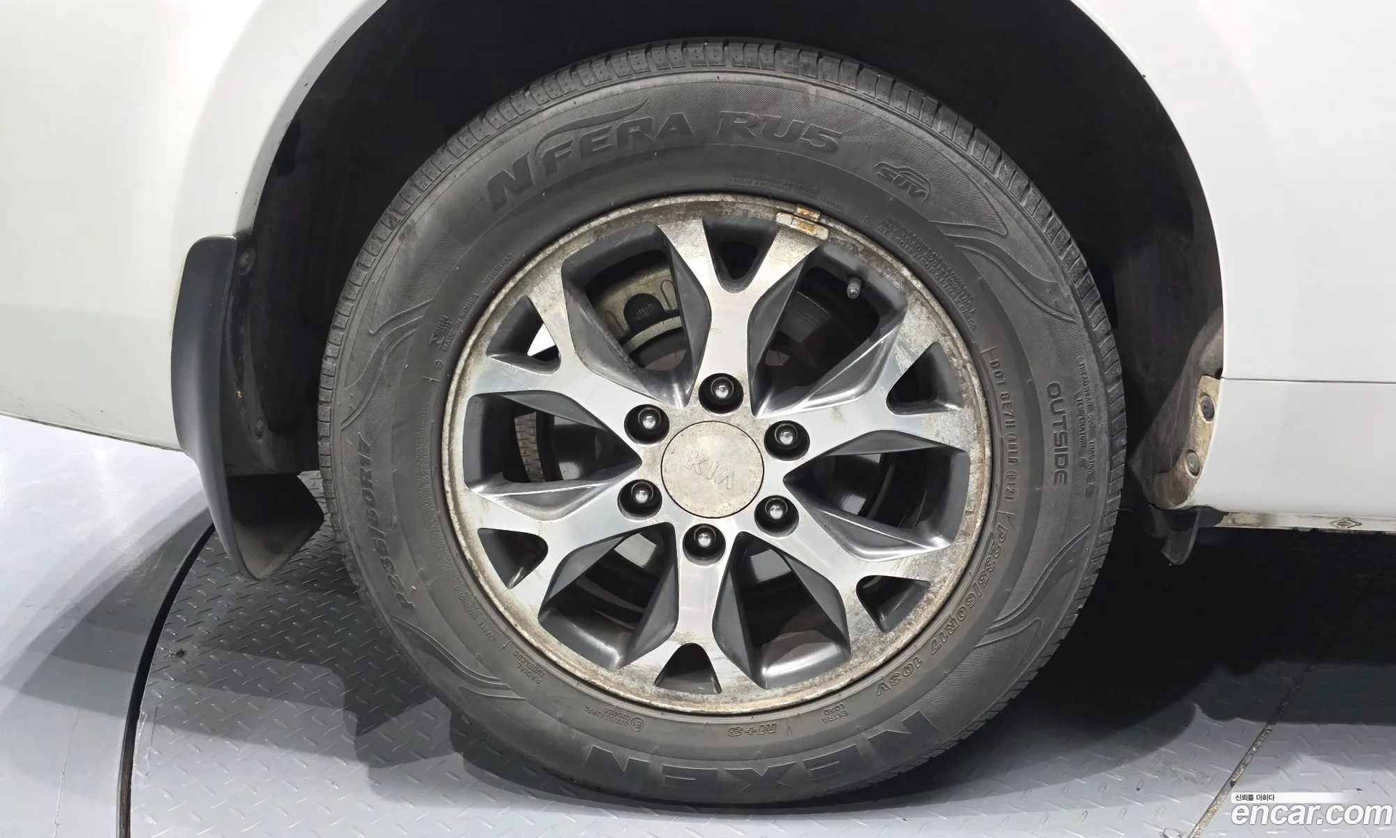 Kia Carnival R 2014 — 8