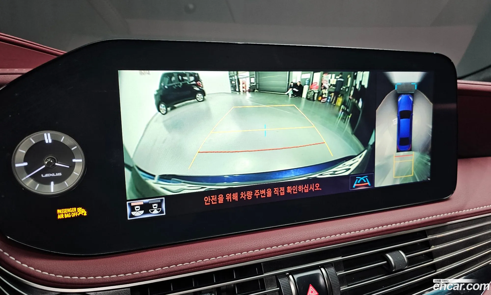 Lexus LS500h 2022 JTHEYLGF2N5002173 — 4