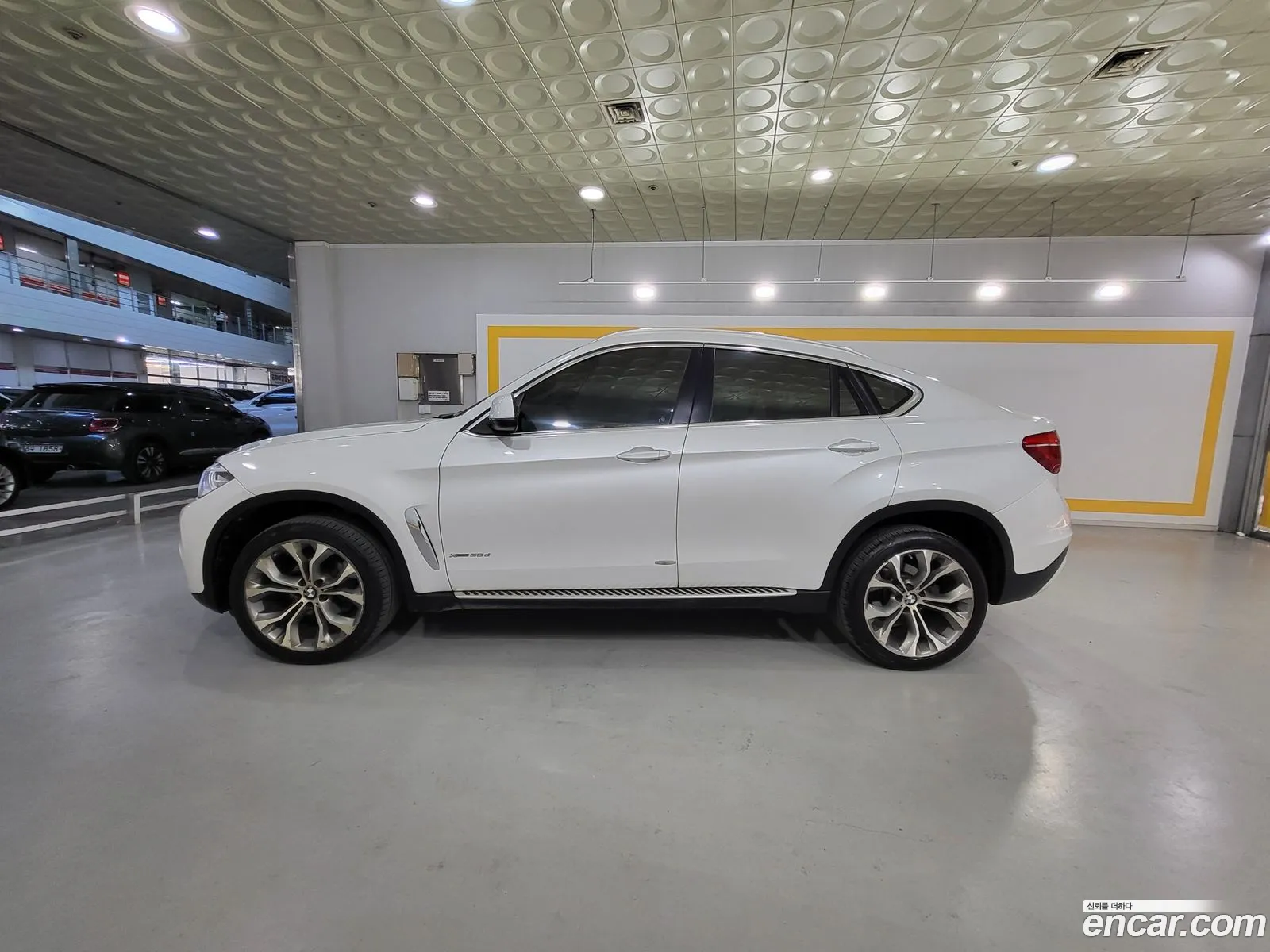 BMW X6 2017 — 11