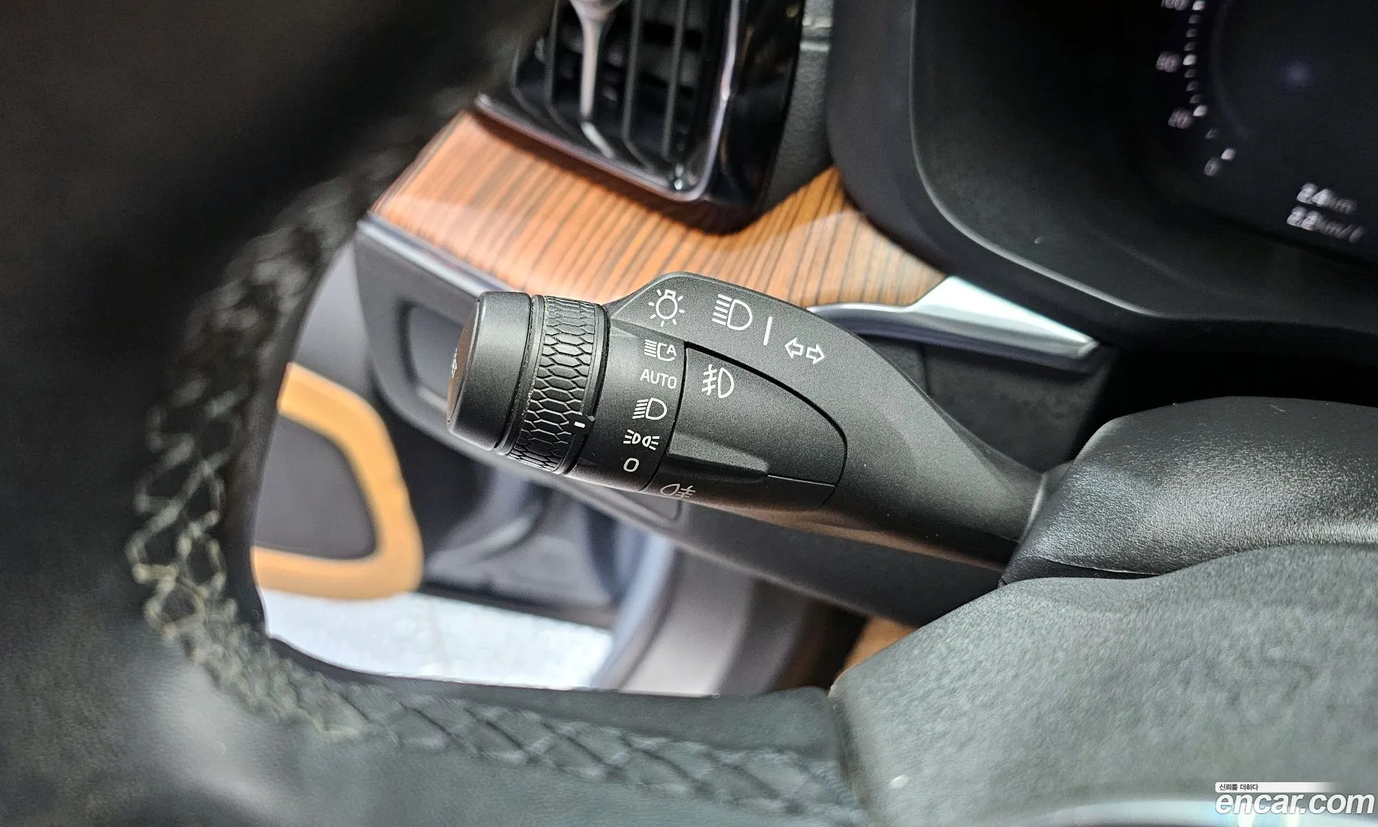 Volvo XC60 2022 — 19