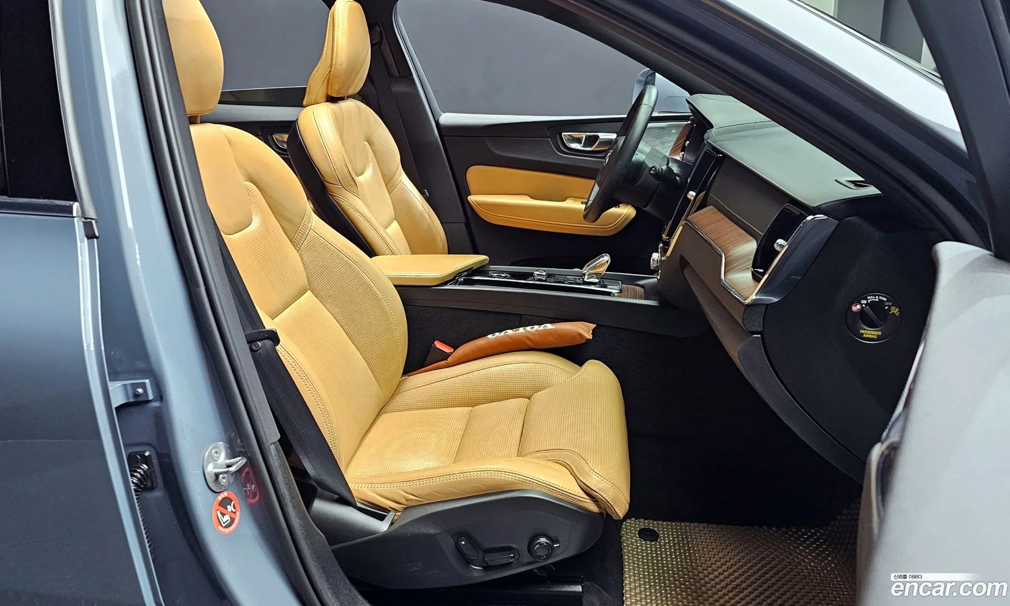 Volvo XC60 2022 — 13