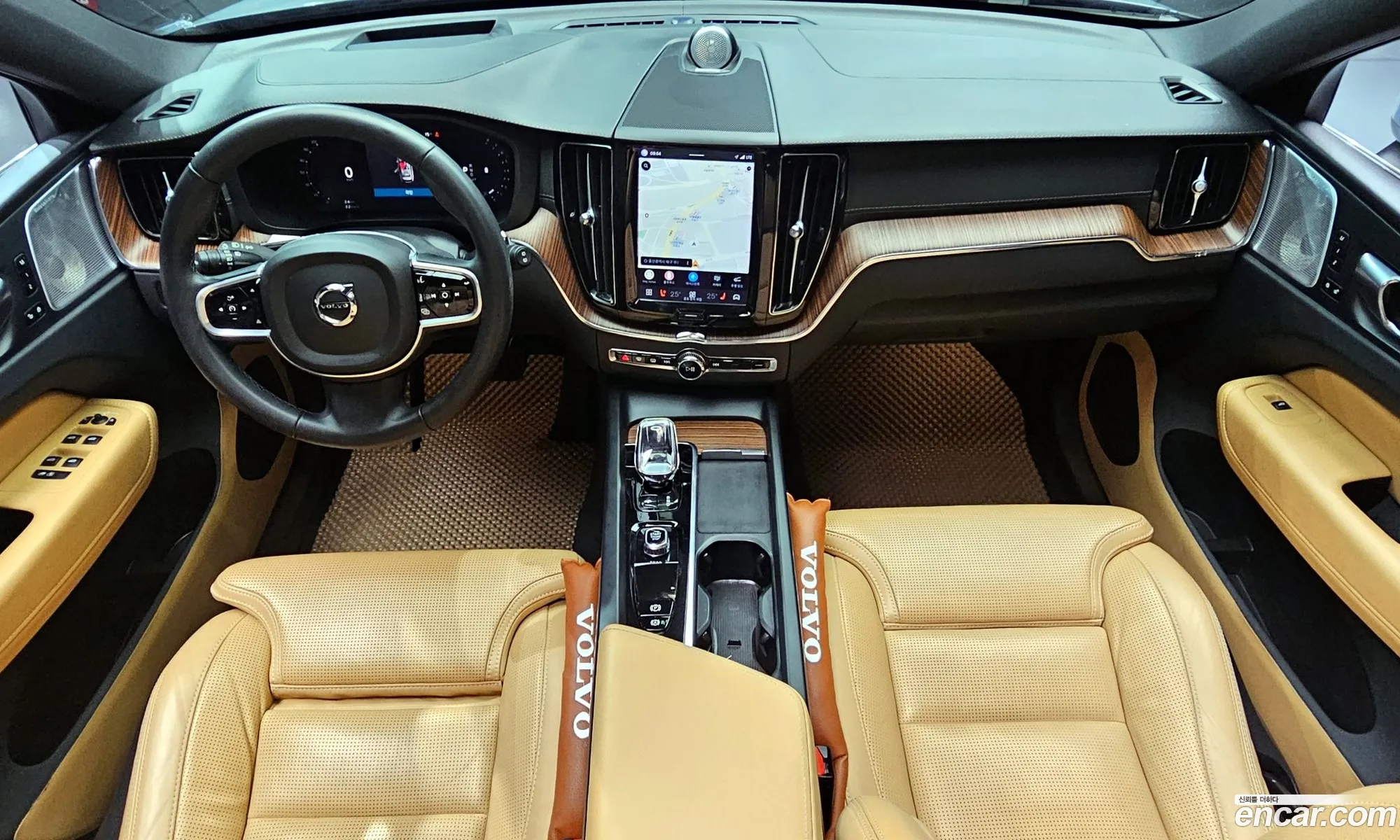 Volvo XC60 2022 — 11