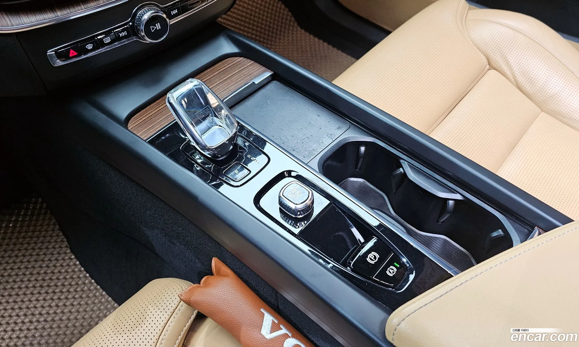 Volvo XC60 2022 — 18