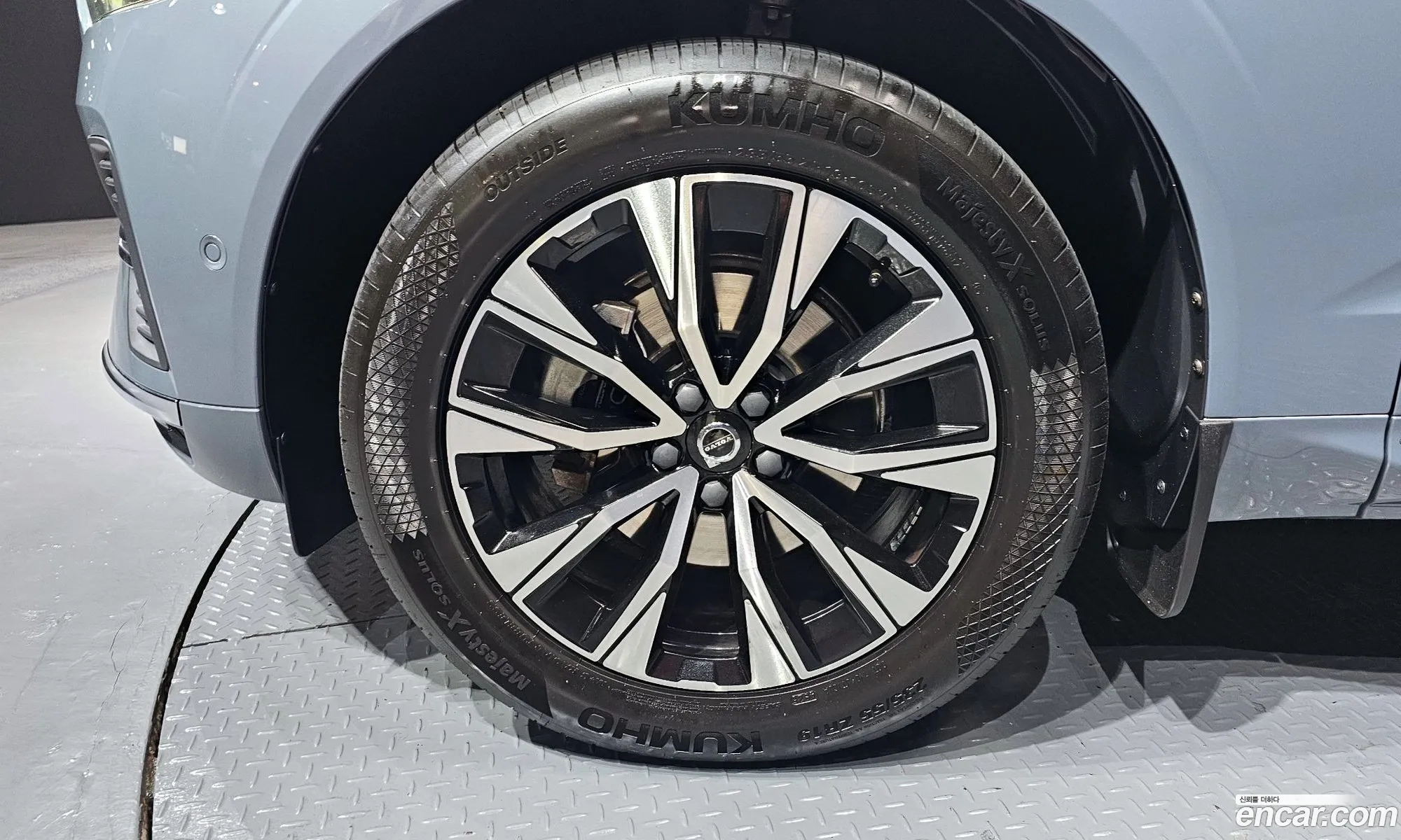 Volvo XC60 2022 — 14