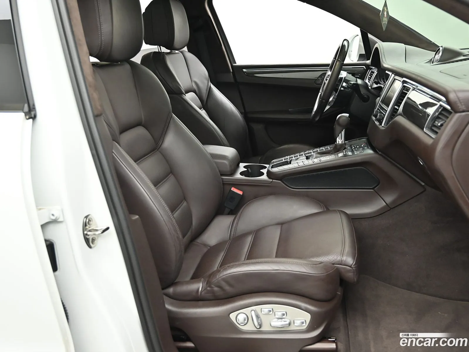 Porsche Macan 2014 — 16