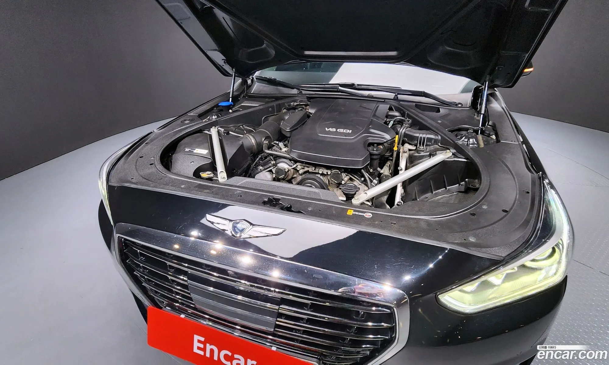 Genesis EQ900 2016 — 14