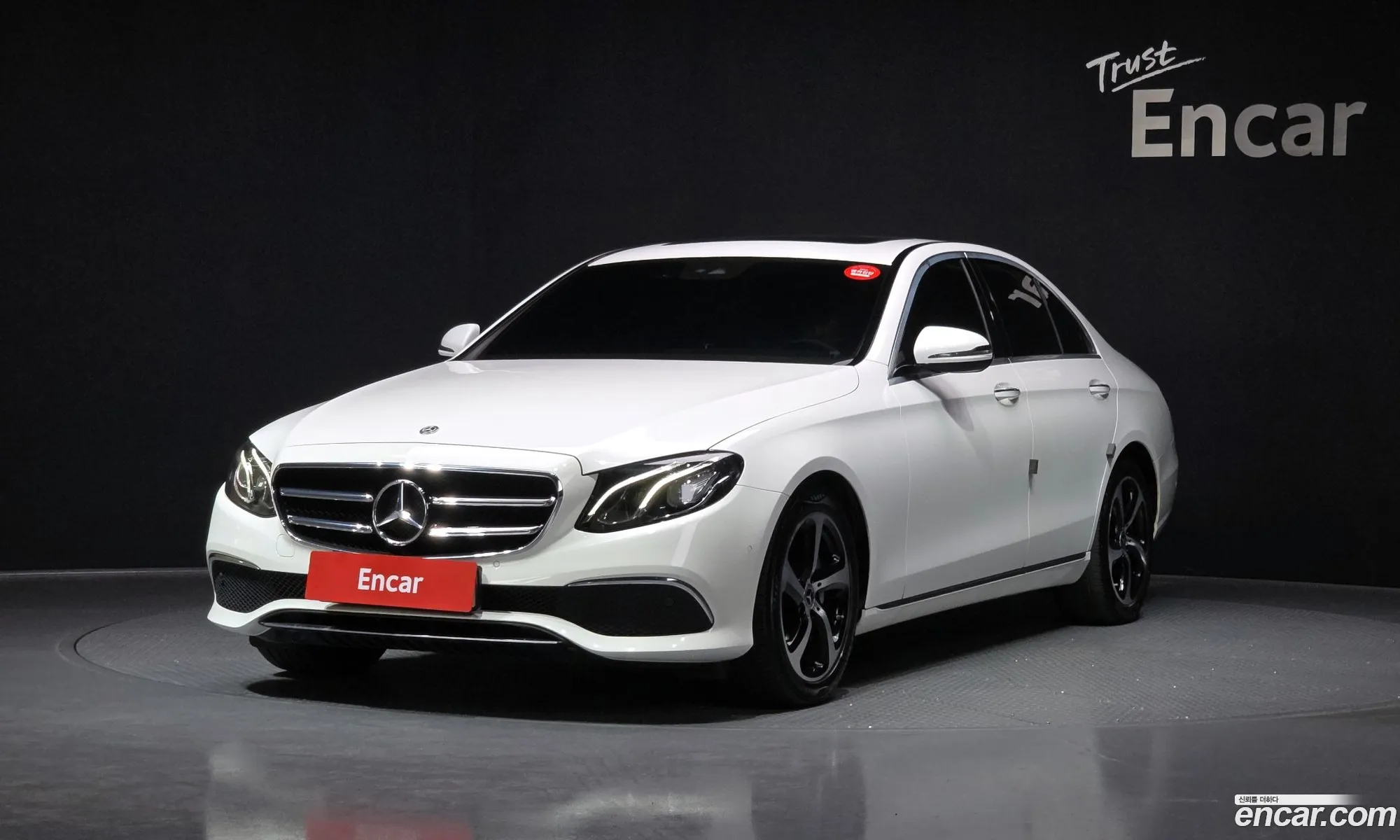 Mercedes-Benz E-Class W213 2019 WDDZF4FB0LA737256 — 12