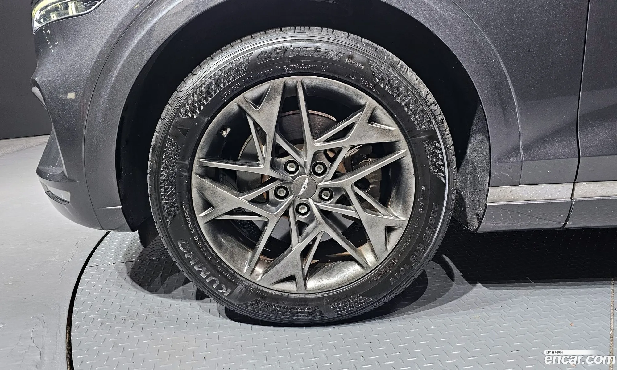 Genesis GV70 2021 — 12