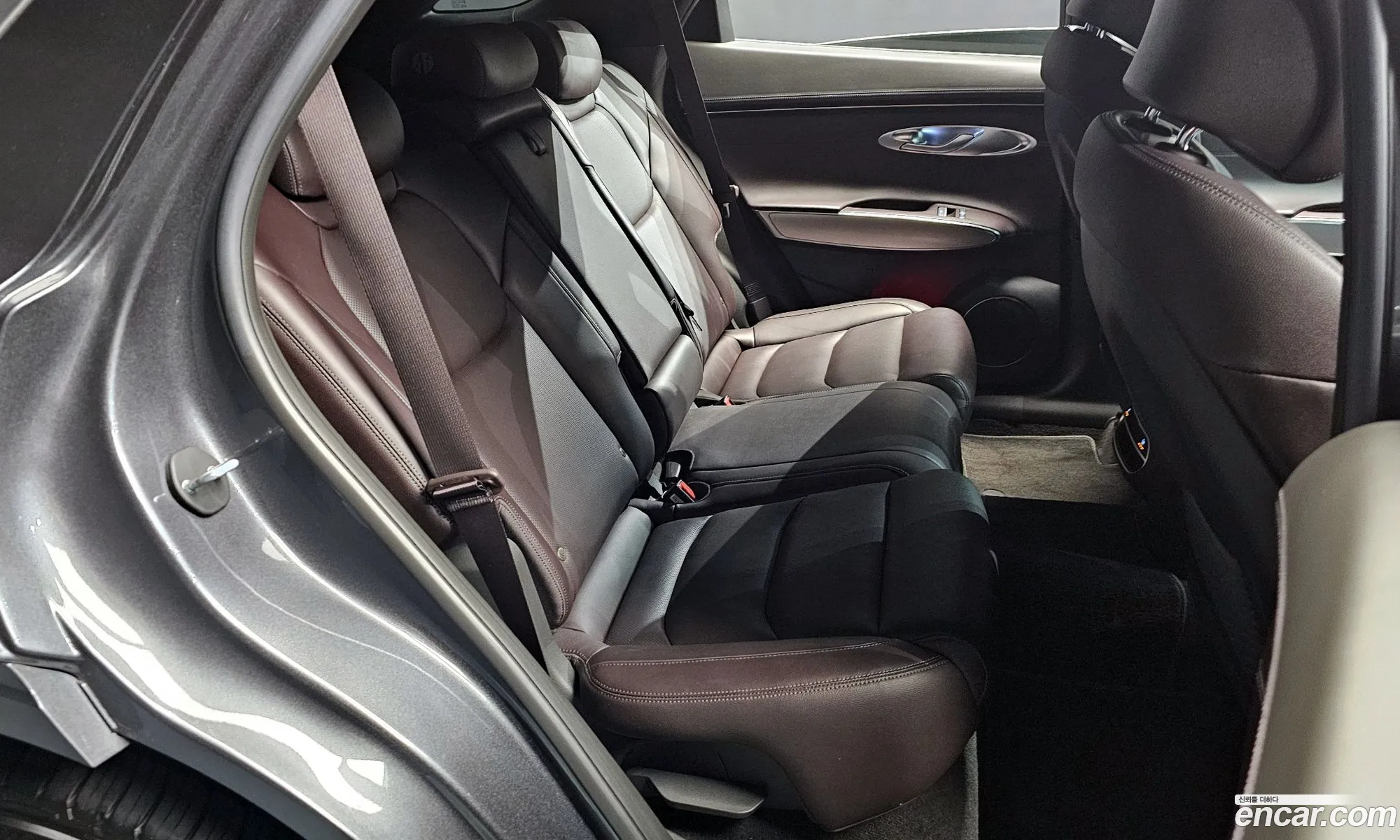 Genesis GV70 2021 — 3