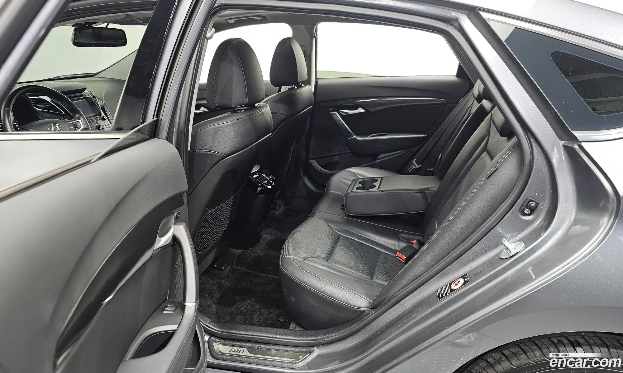 Hyundai i40 Saloon 2014 — 17
