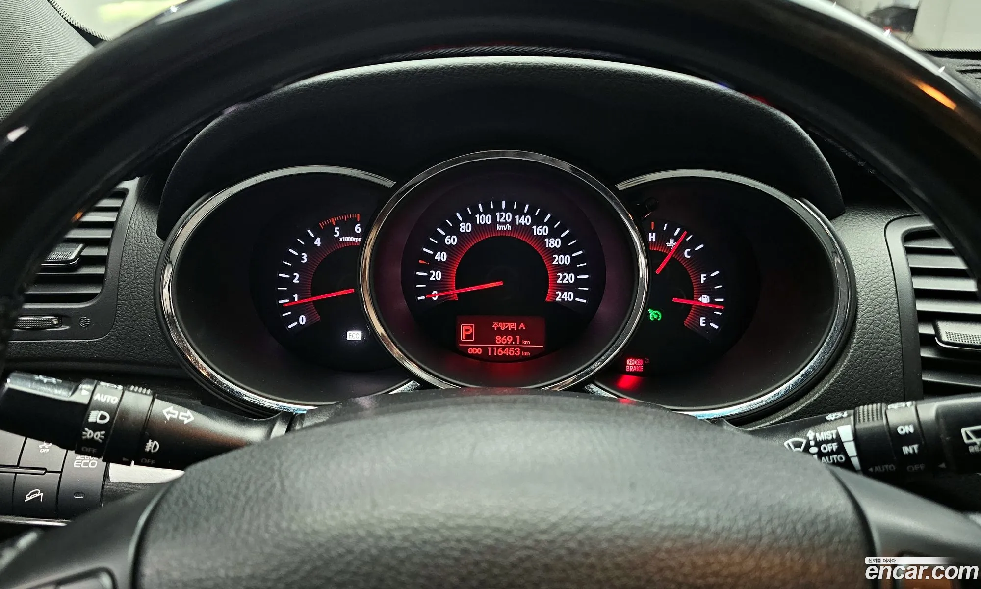 Kia Sorento R 2011 — 16