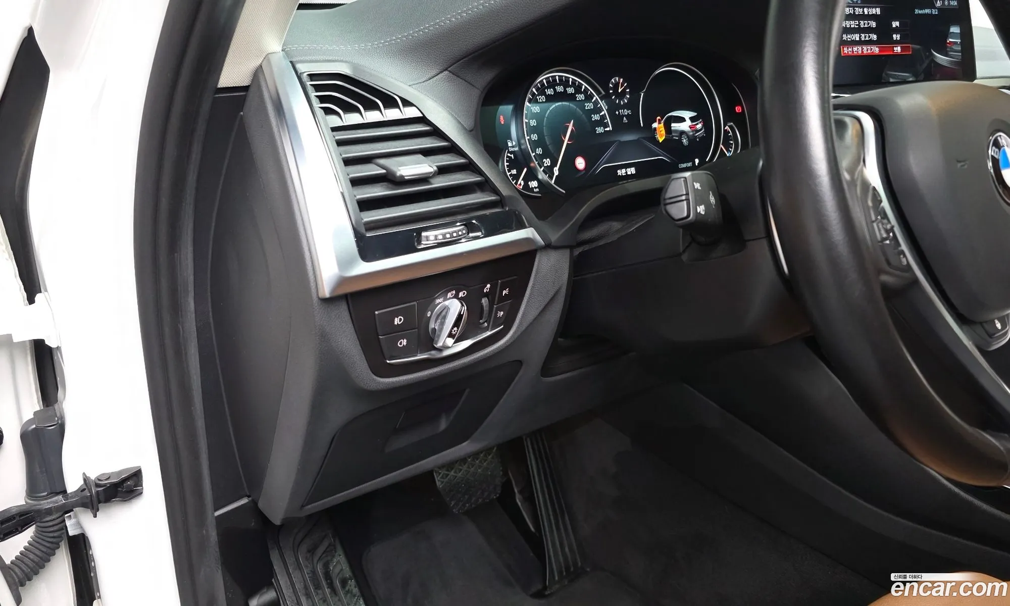BMW X3 2018 — 16