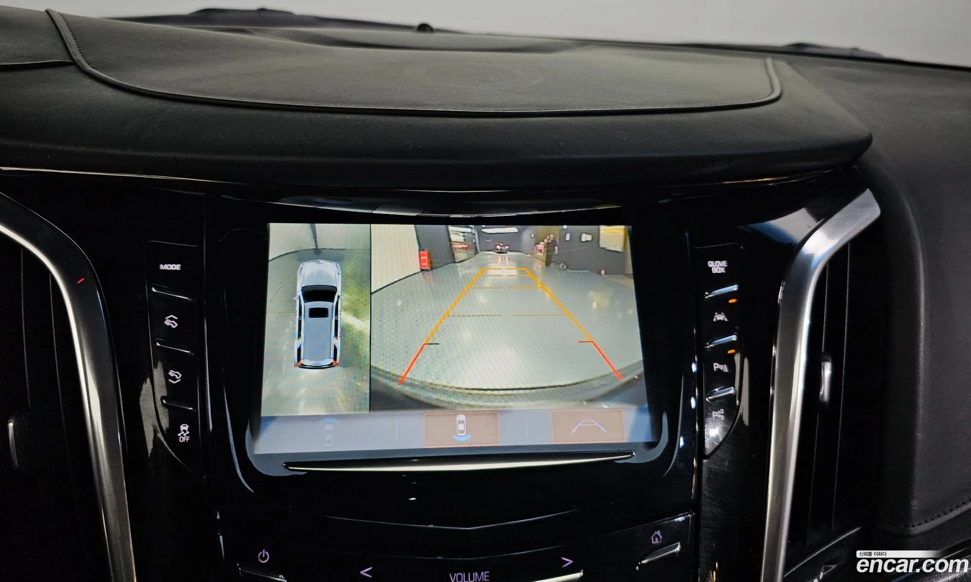 Cadillac Escalade 2018 1GYS48KJ8JR319106 — 8