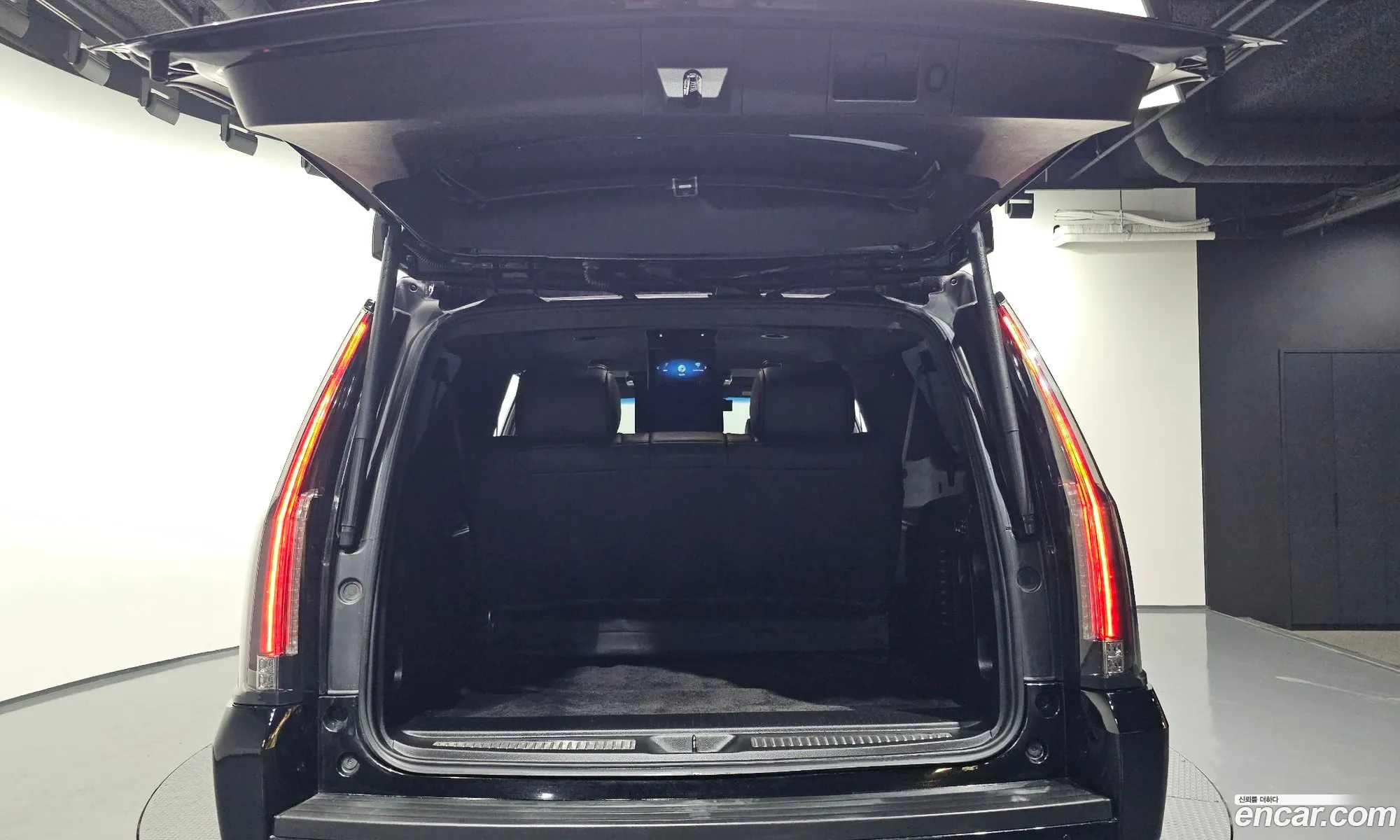 Cadillac Escalade 2018 1GYS48KJ8JR319106 — 7