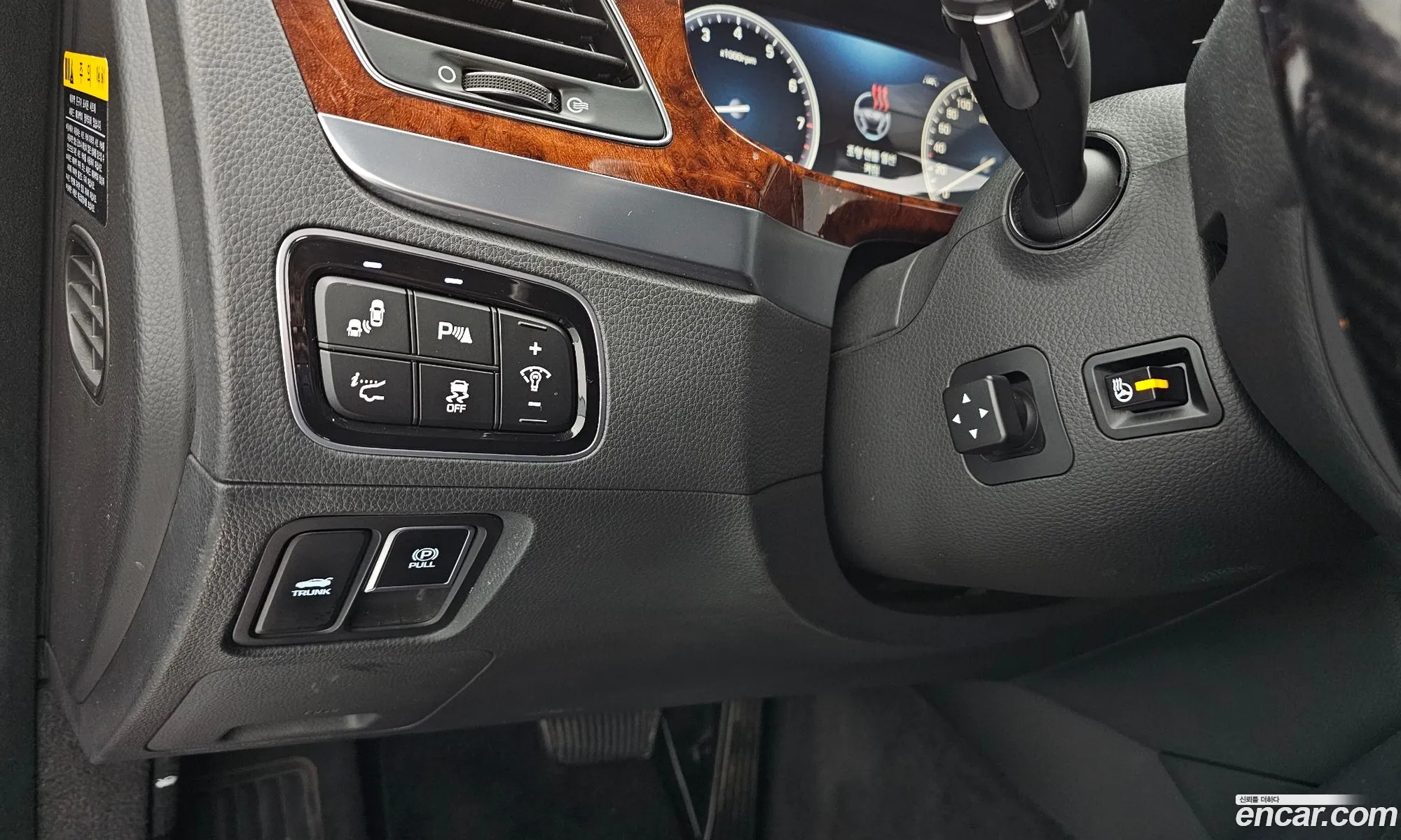 Hyundai Equus 2014 — 12