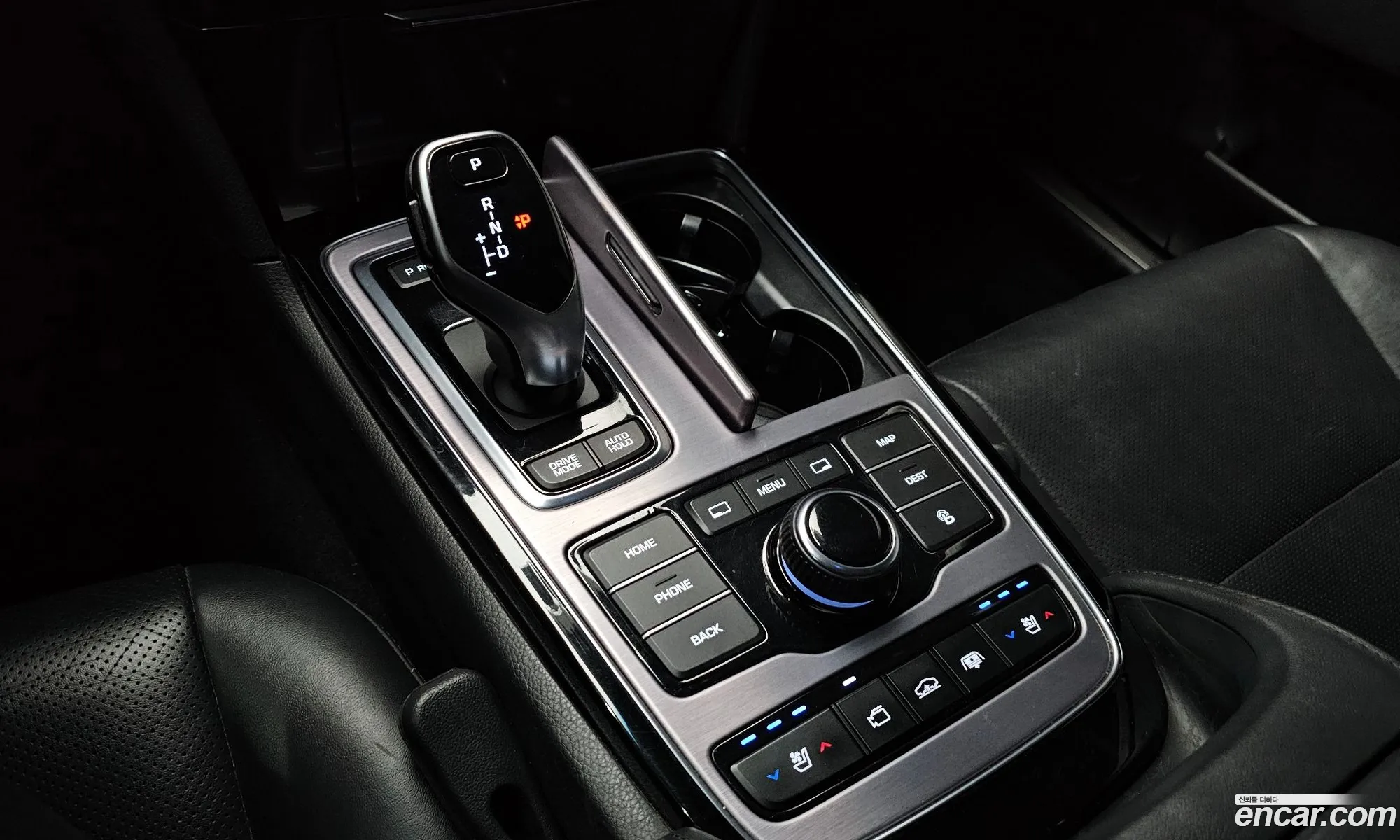 Hyundai Equus 2014 — 13