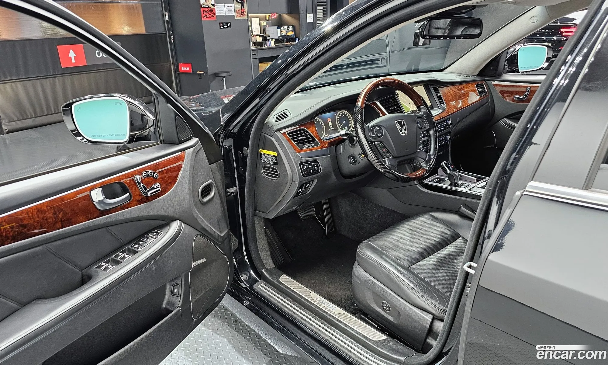 Hyundai Equus 2014 — 11