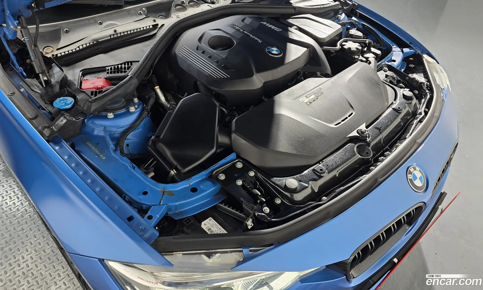 BMW 3 Series 2017 — 3