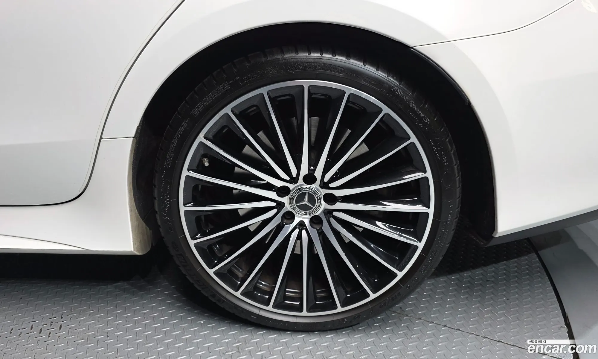 Mercedes-Benz CLS-Class C257 2022 — 14