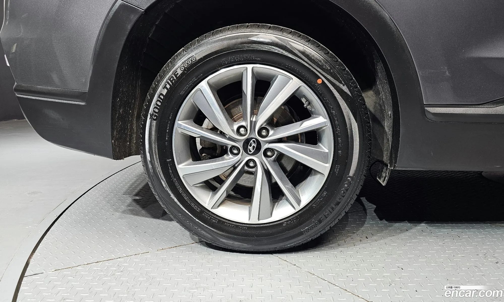 Hyundai Santa Fe TM 2018 KMHS281BDKU075284 — 11