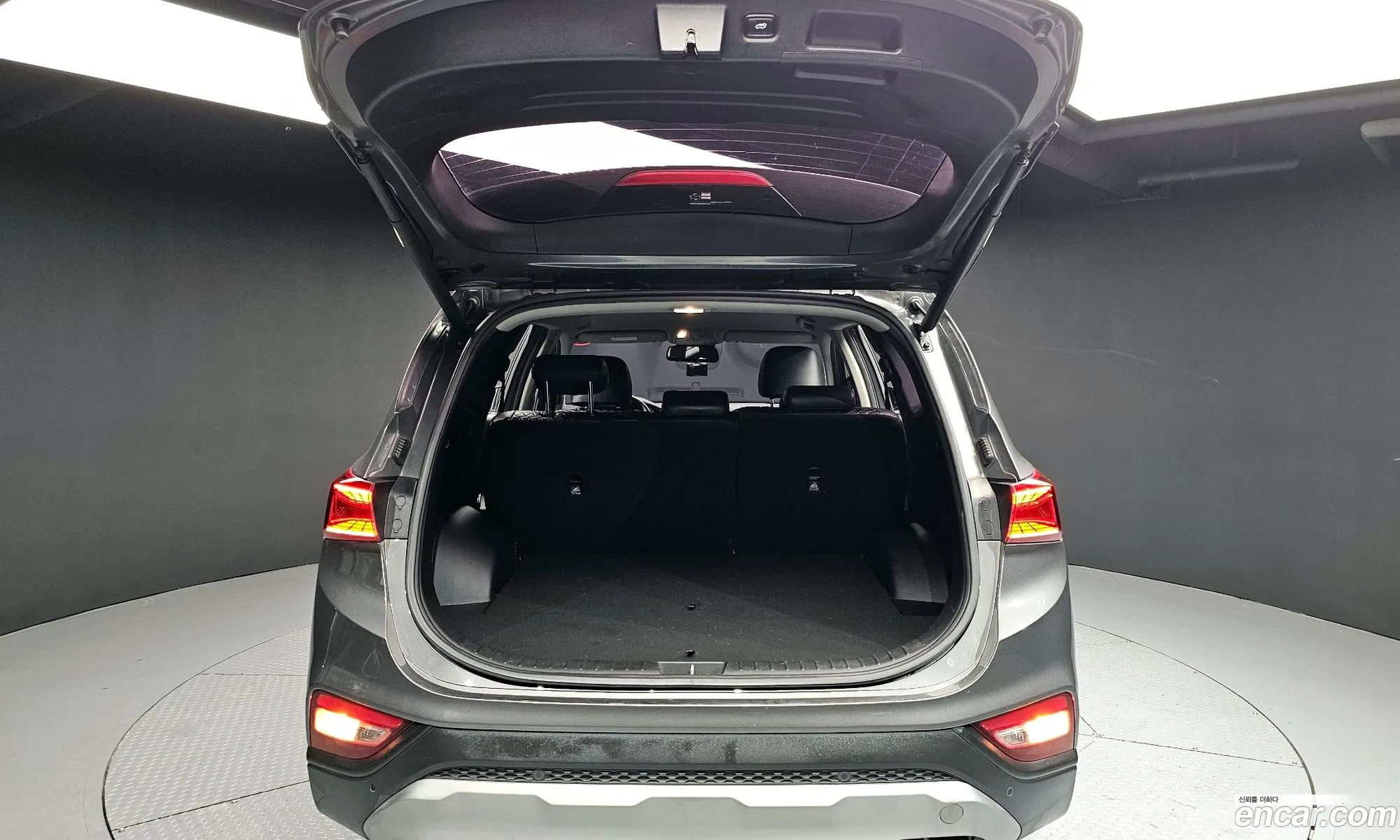Hyundai Santa Fe TM 2018 KMHS281BDKU075284 — 10