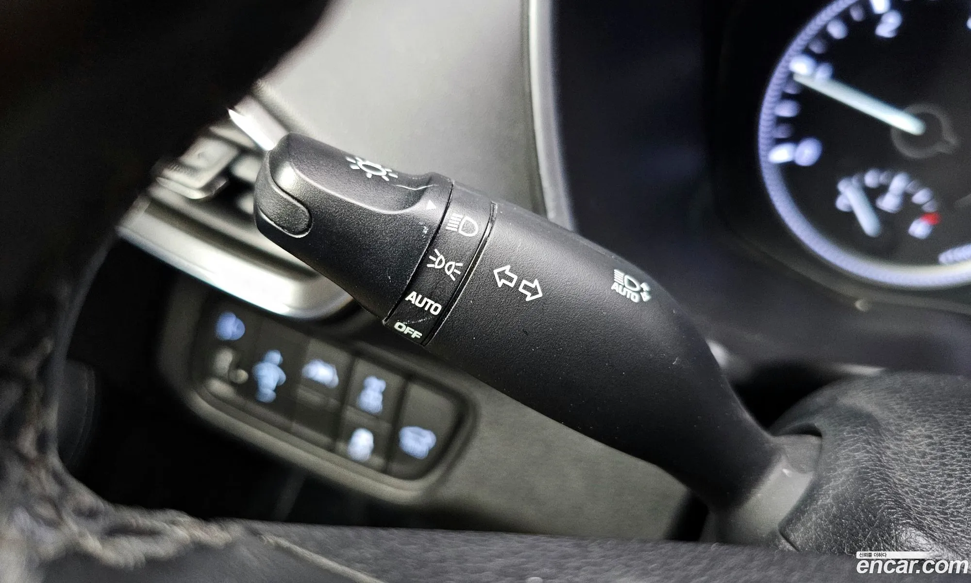 Hyundai Santa Fe TM 2018 KMHS281BDKU075284 — 5