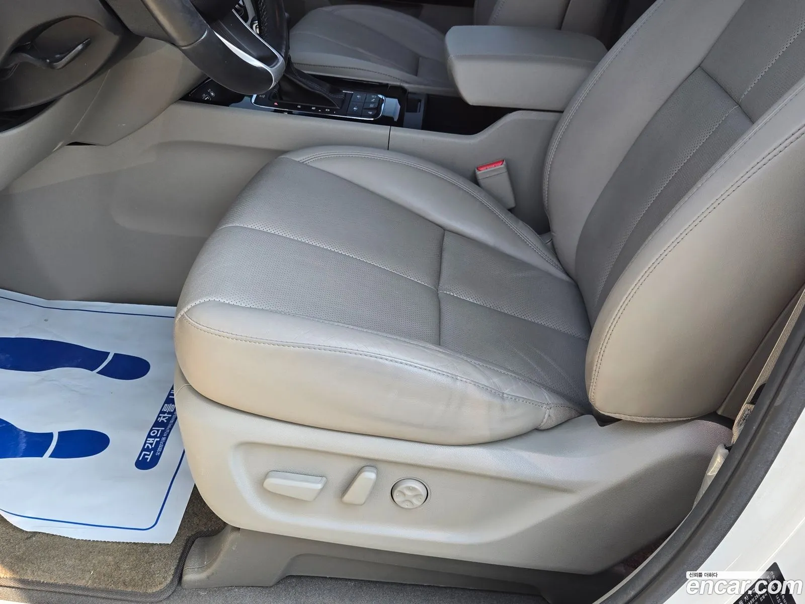 Kia Carnival 2017 — 2
