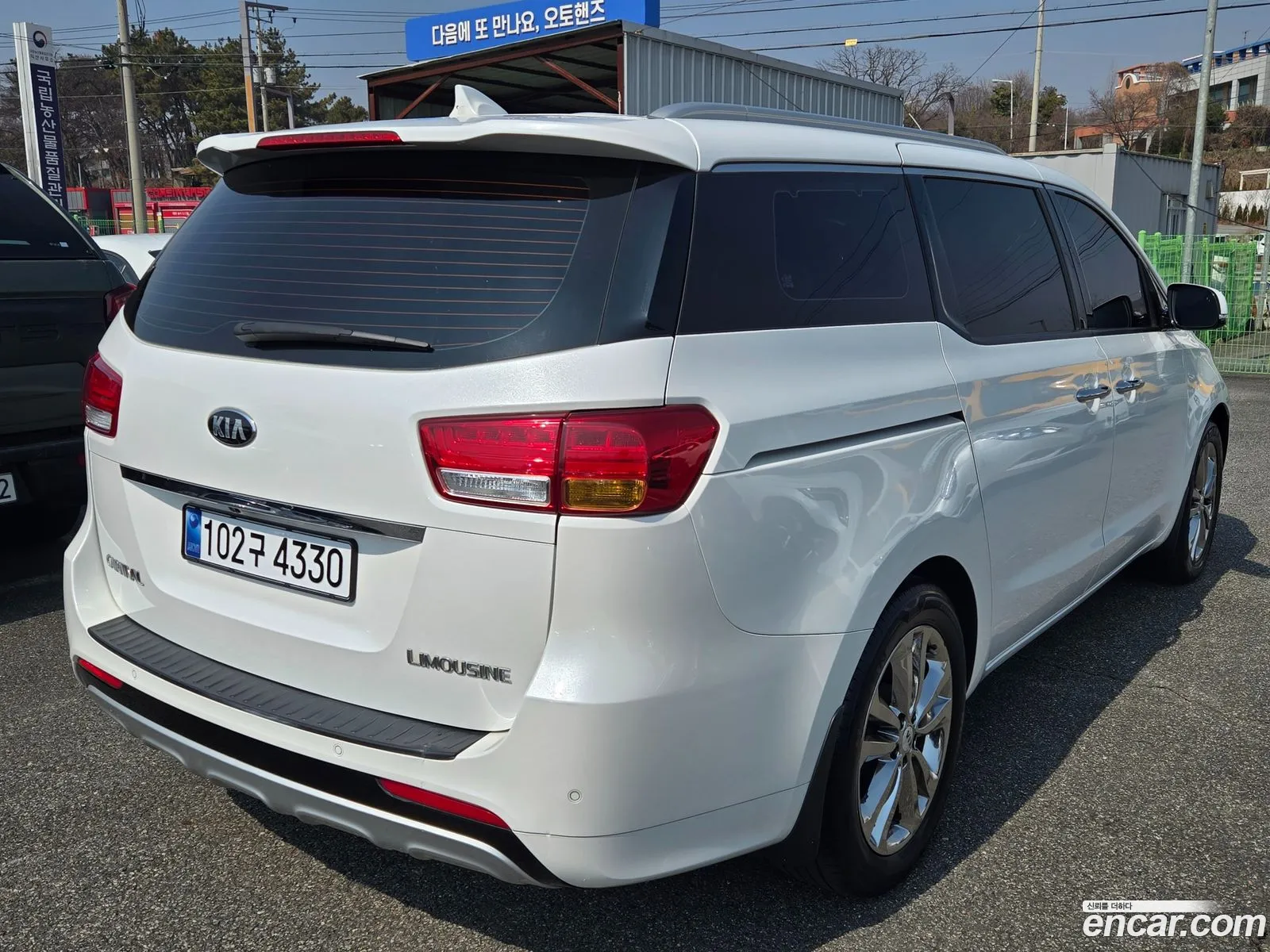 Kia Carnival 2017 — 11
