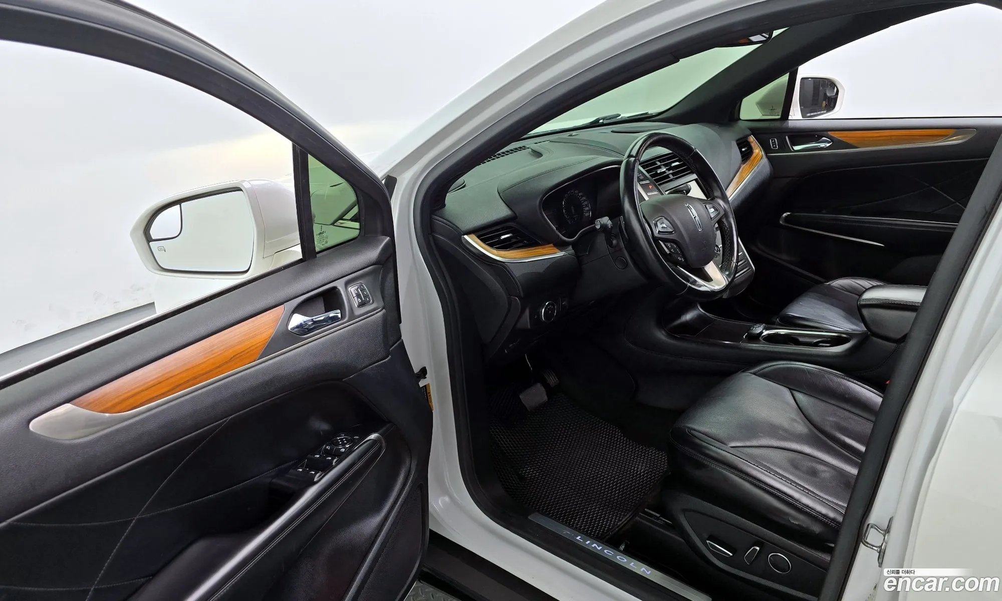 Lincoln MKC 2014 5LMCJ2A98FUJ10601 — 6