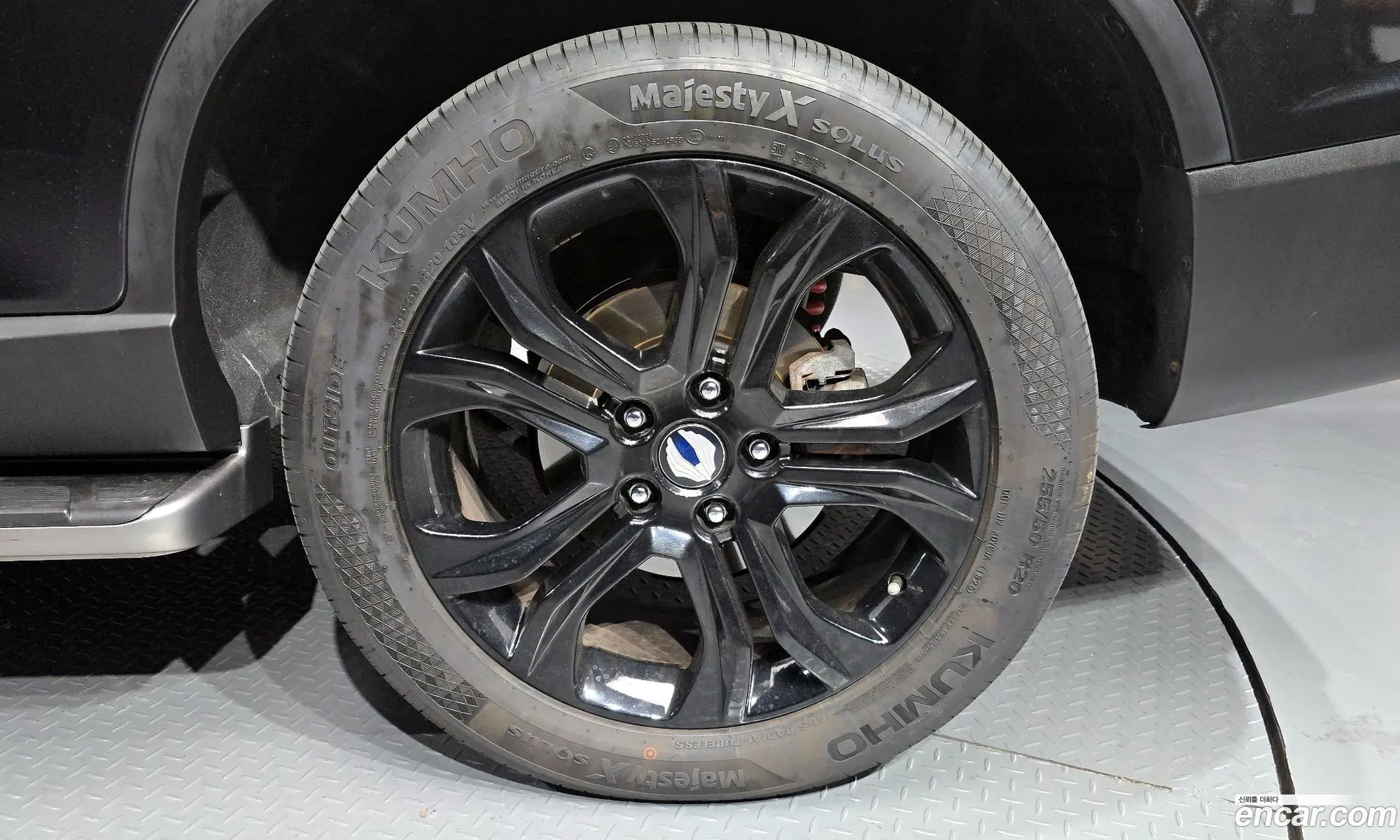 KG Mobility (SsangYong) G4 Rexton