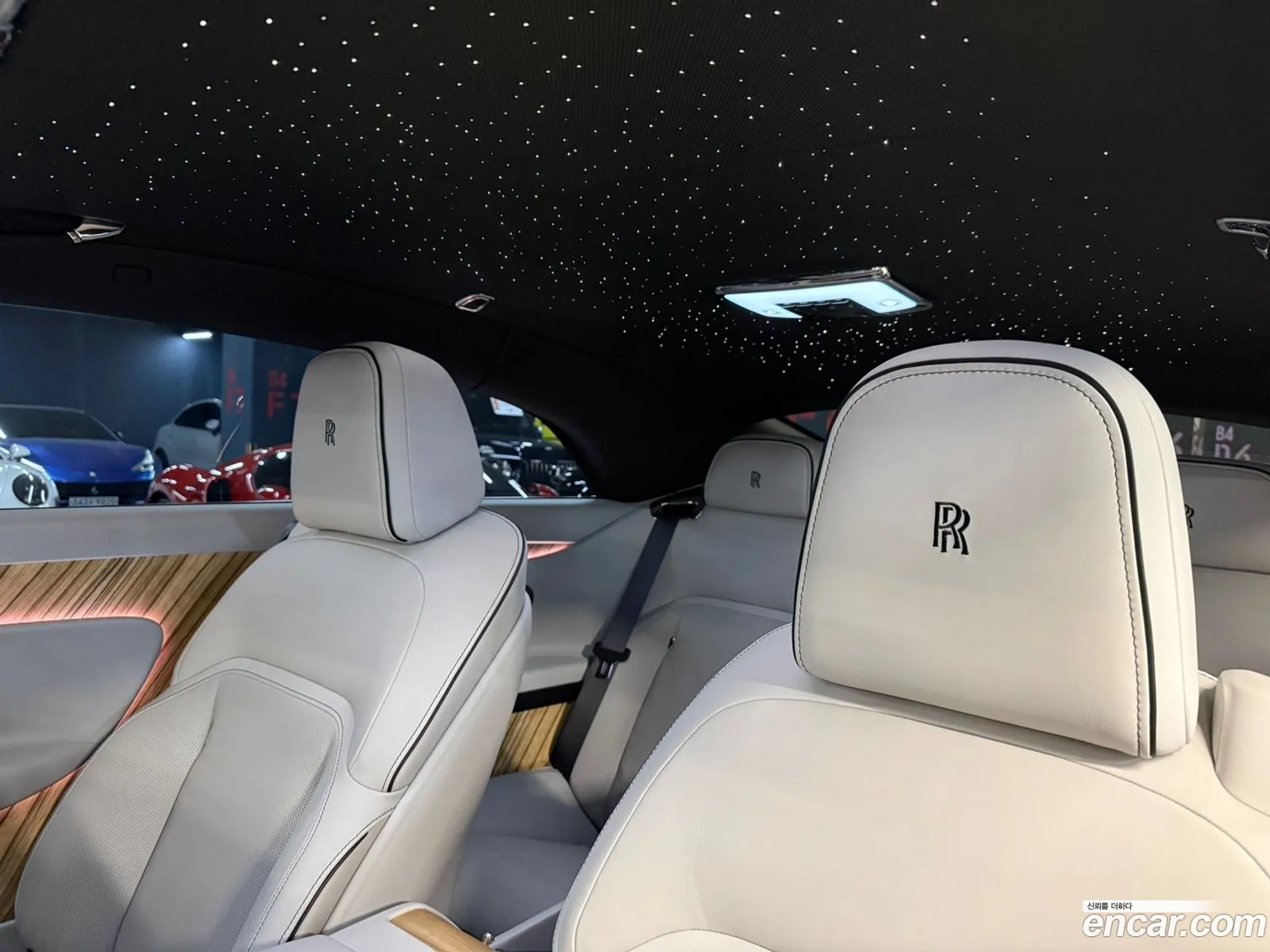 Rolls-Royce Spectre 2024 — 20
