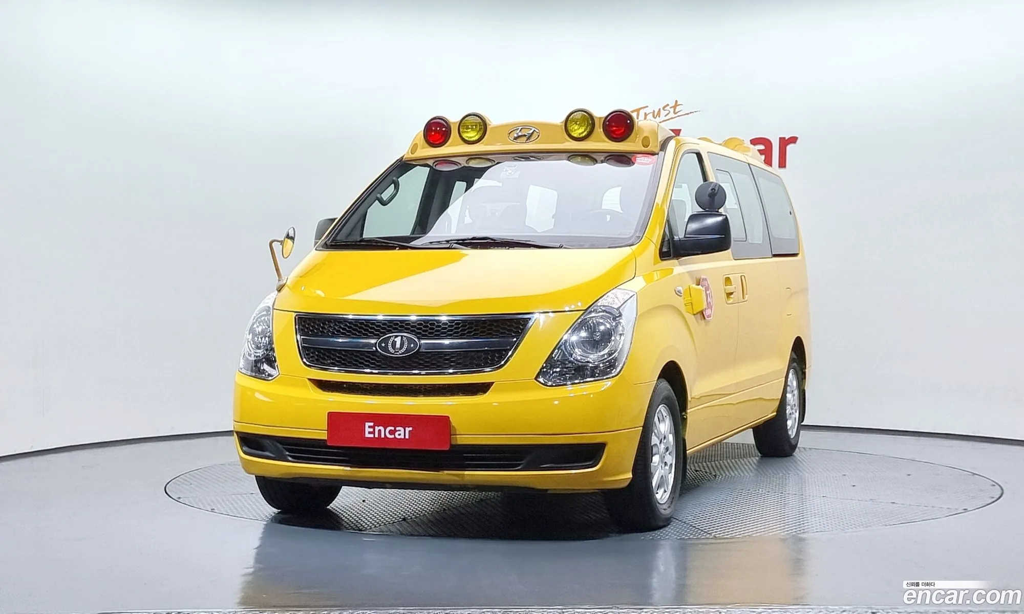 Hyundai Grand Starex 2015 — 12