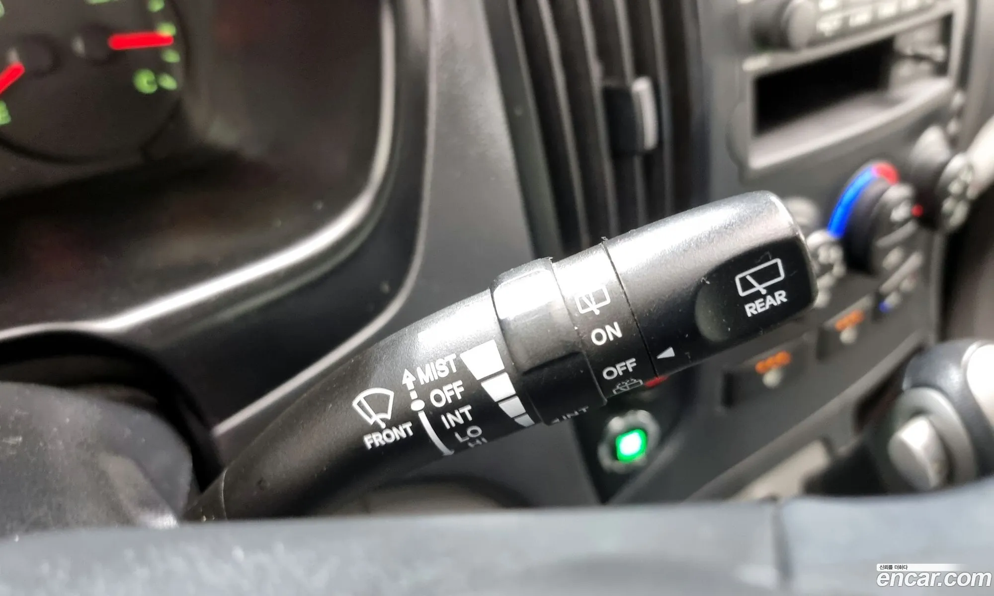 Hyundai Grand Starex 2015 — 16