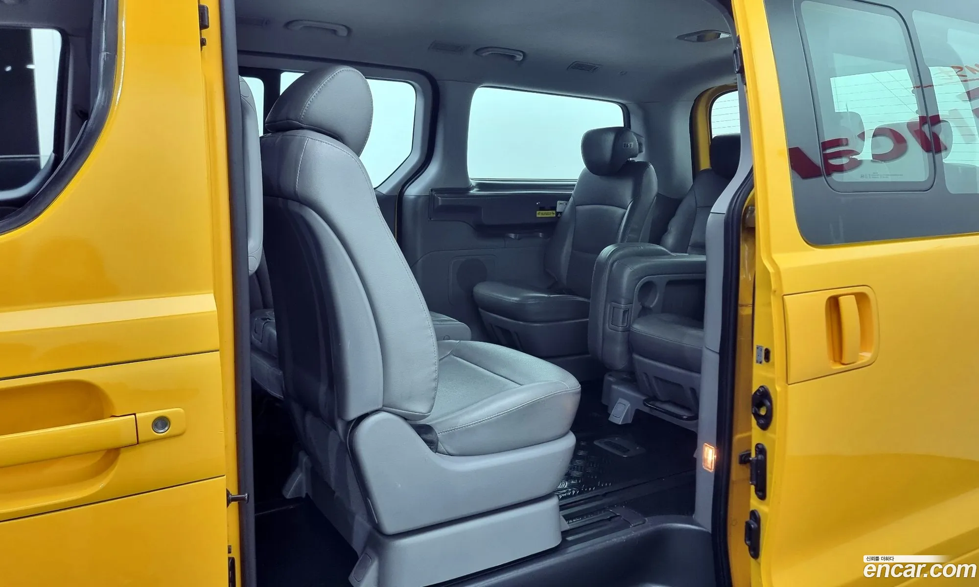 Hyundai Grand Starex 2015 — 4