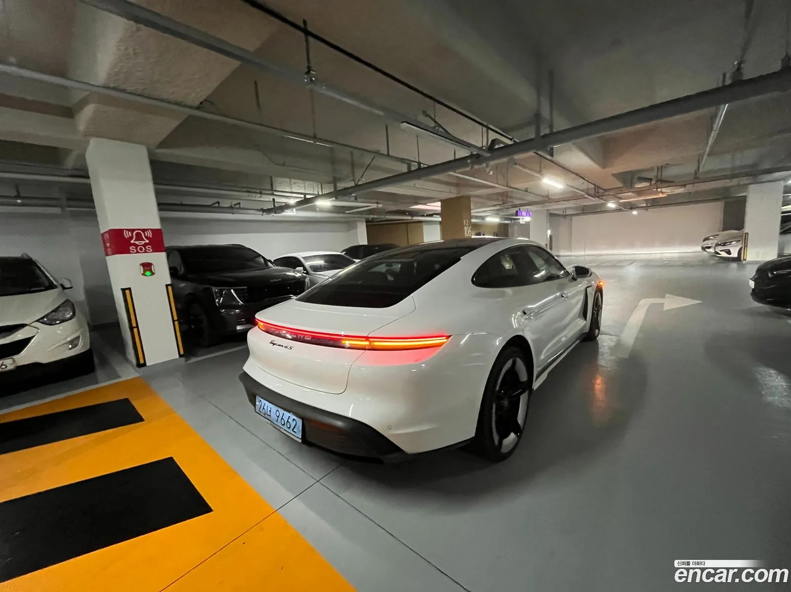 Porsche Taycan 2025 — 2