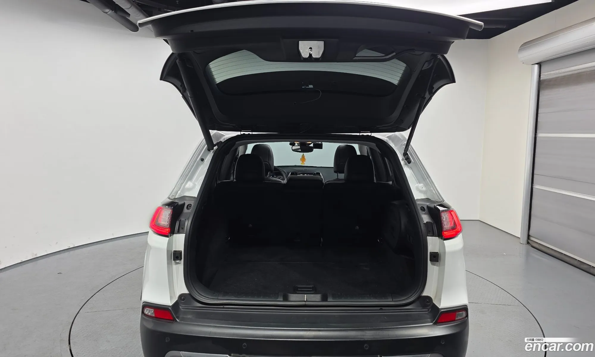 Jeep Cherokee 2021 1C4PJMDBXMD138111 — 15