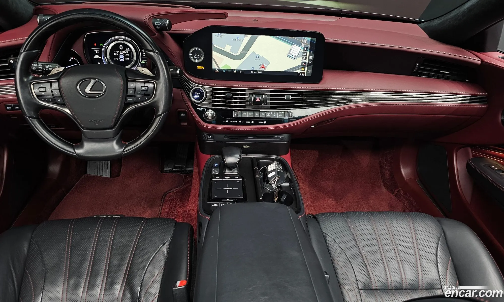 Lexus LS500h 2022 — 18
