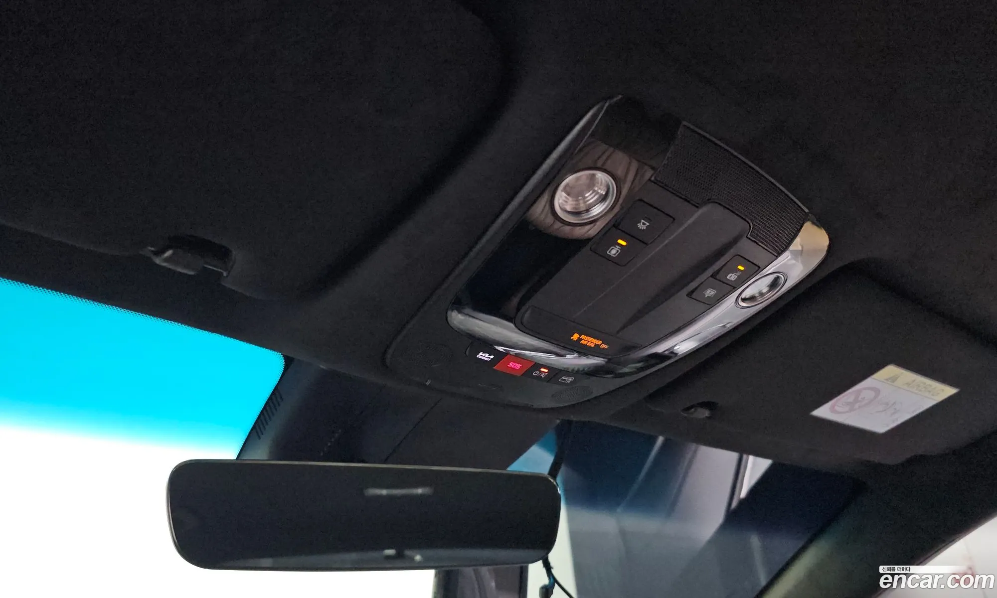 Kia K8 Hybrid 2022 — 17