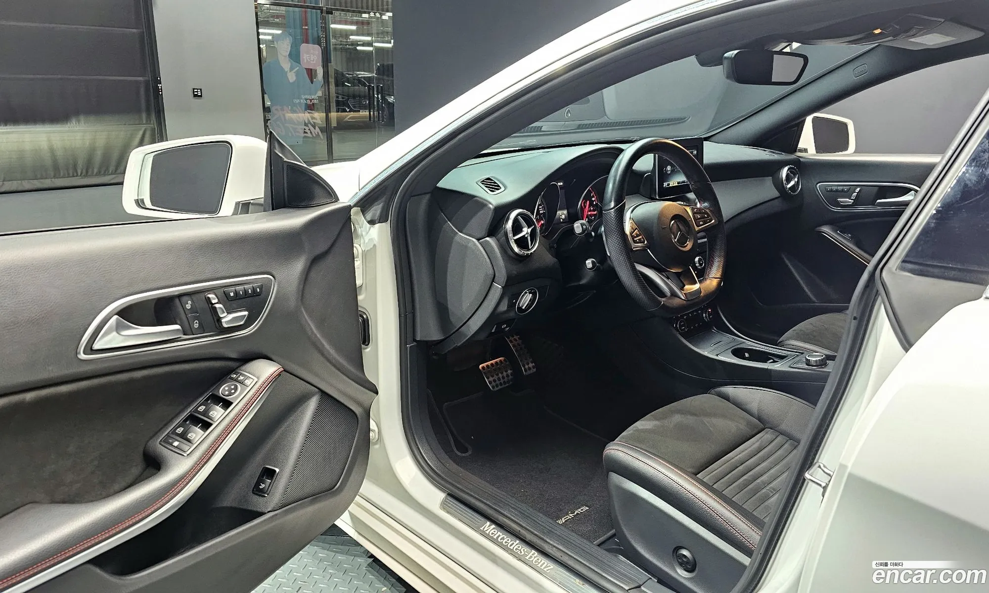 Mercedes-Benz CLA-Class C117 2018 — 10