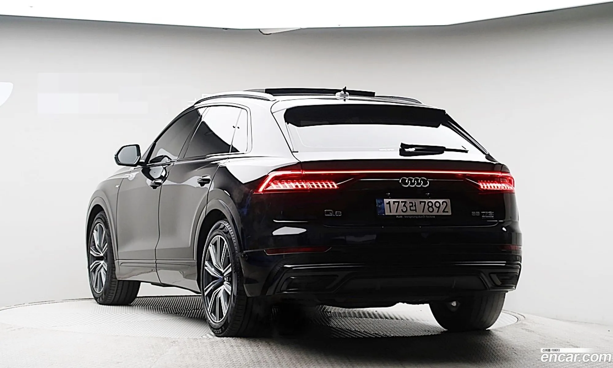 Audi Q8 2021 — 4