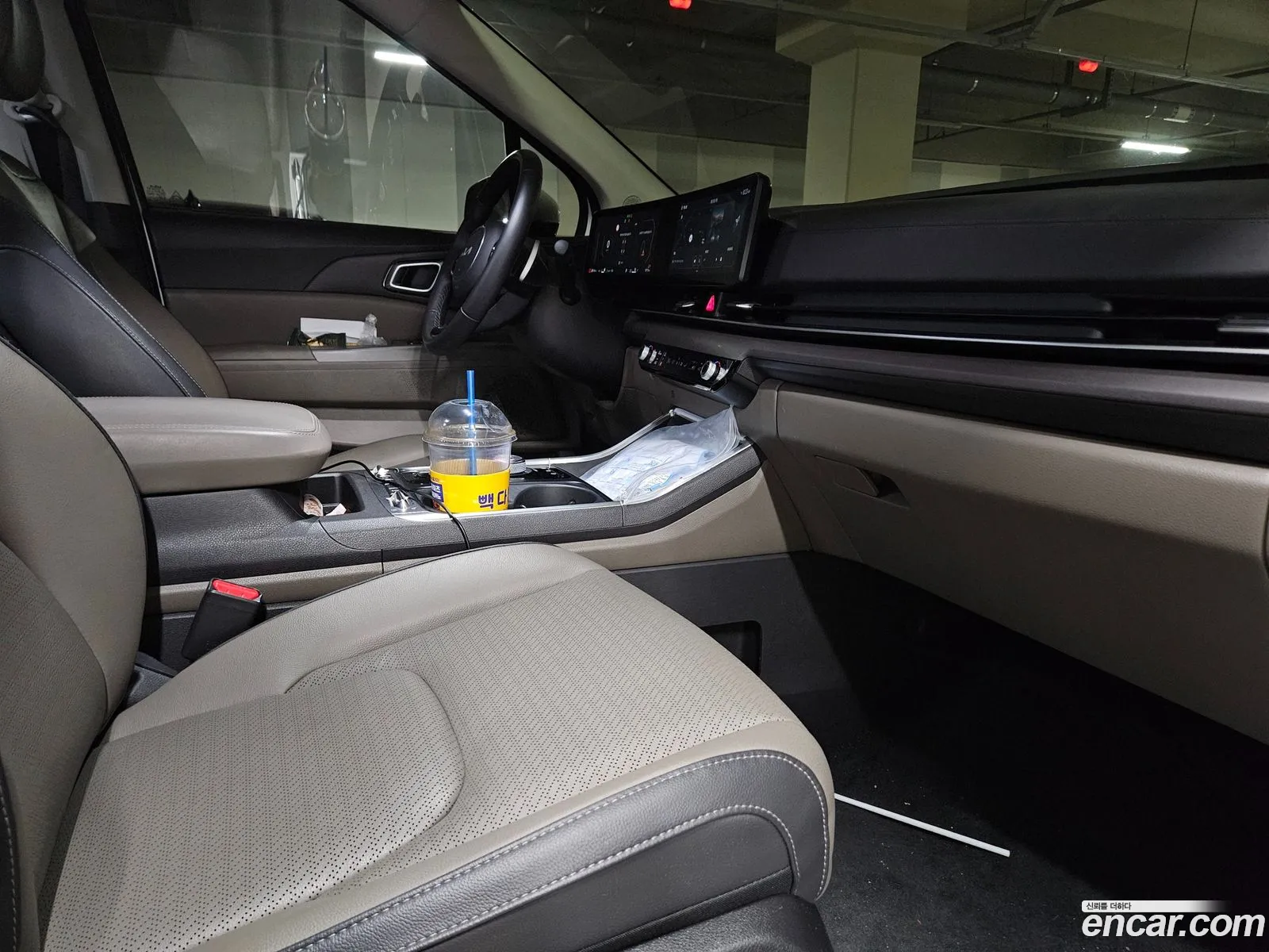 Kia Carnival 2024 — 9