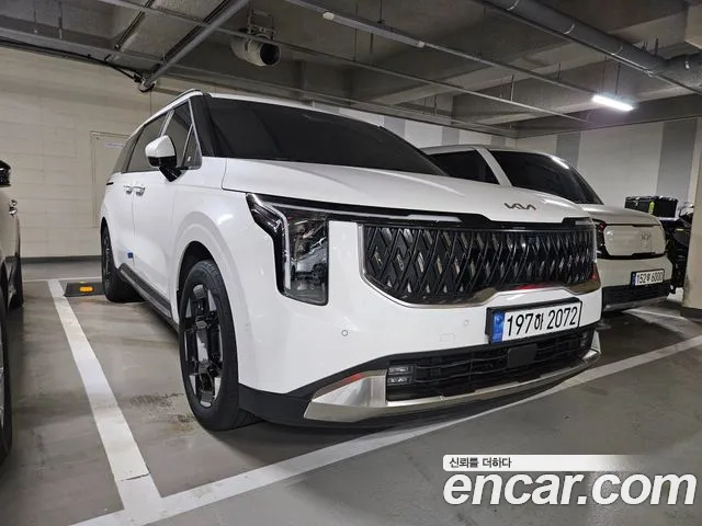 Kia Carnival 2024 — 7