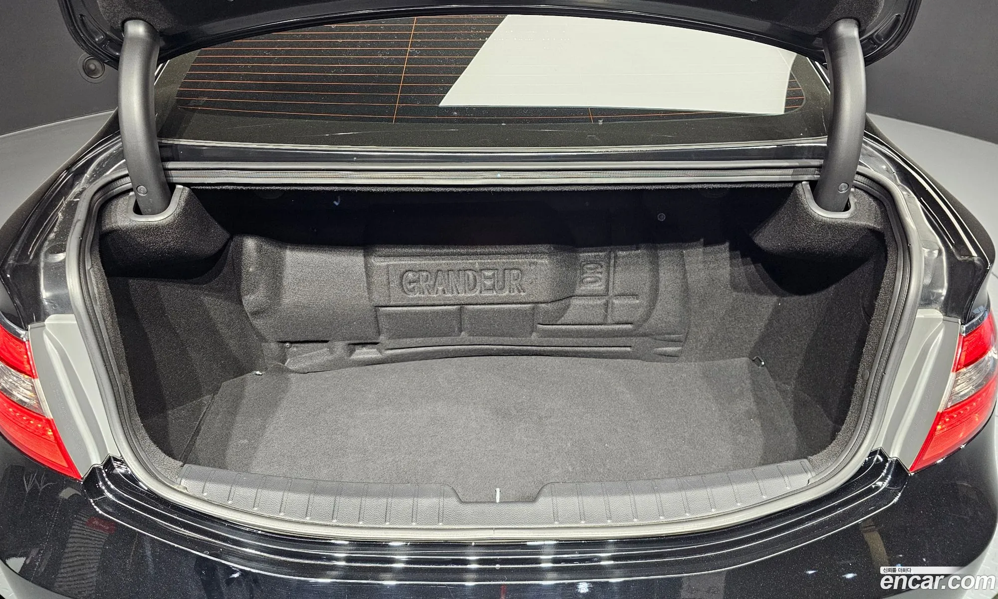 Hyundai Grandeur HG 2016 — 2