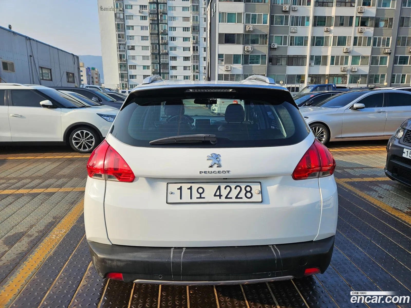 Peugeot 2008 2015 — 7