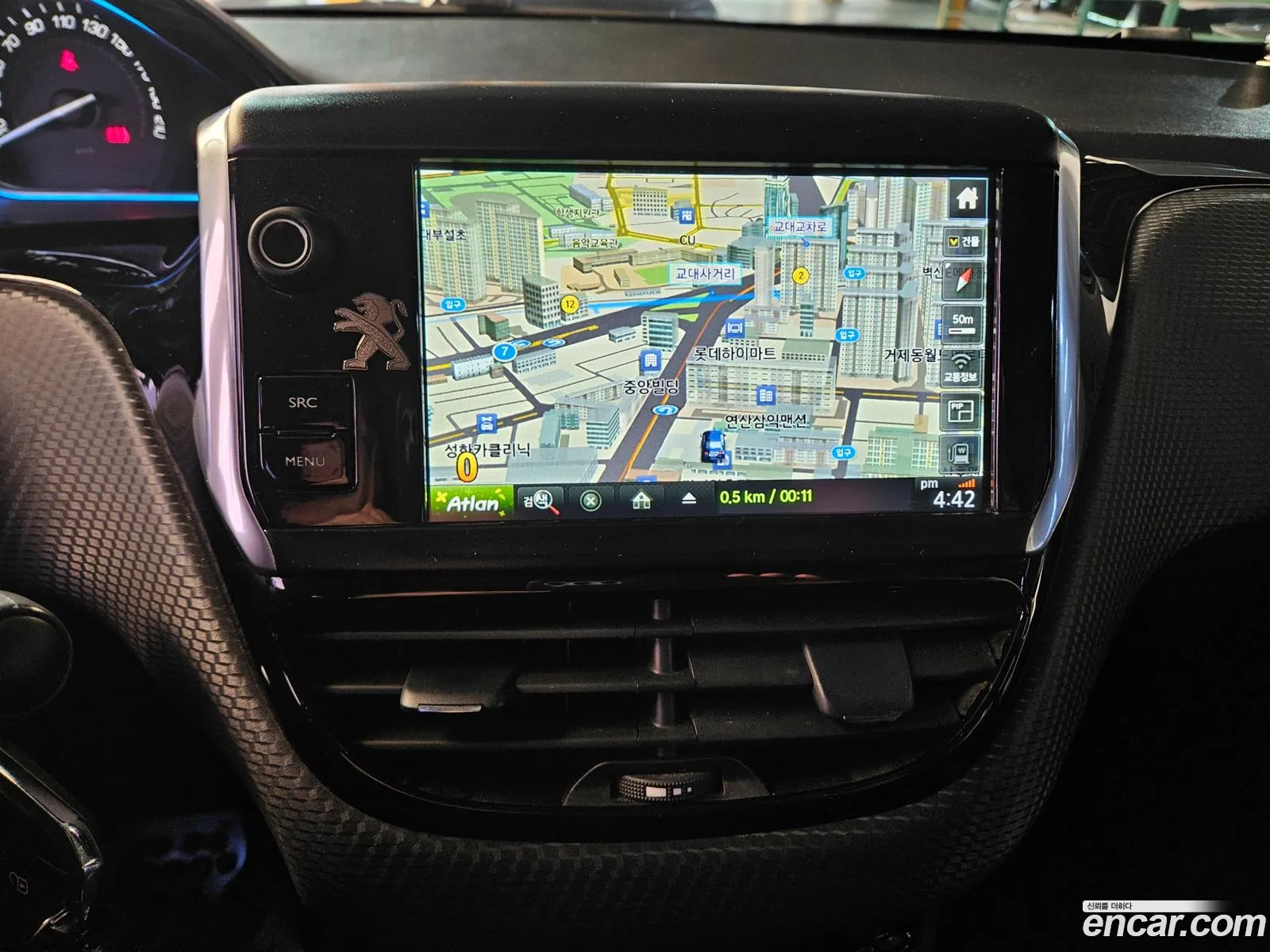 Peugeot 2008 2015 — 13