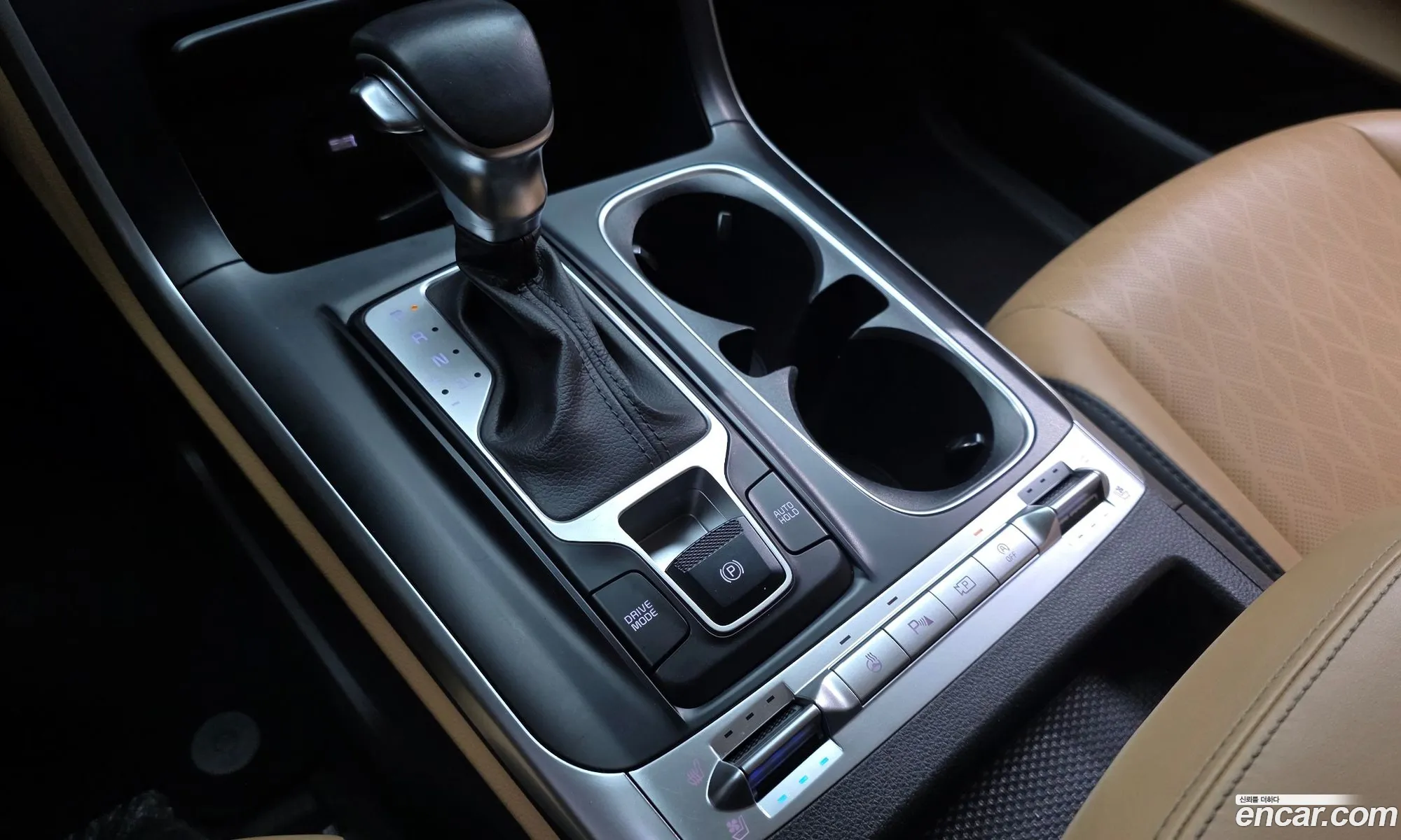 Kia Carnival 2020 KNANB81BBMS037230 — 5