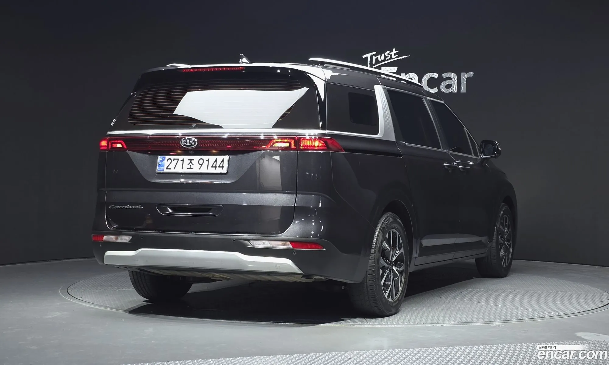 Kia Carnival 2020 KNANB81BBMS037230 — 12