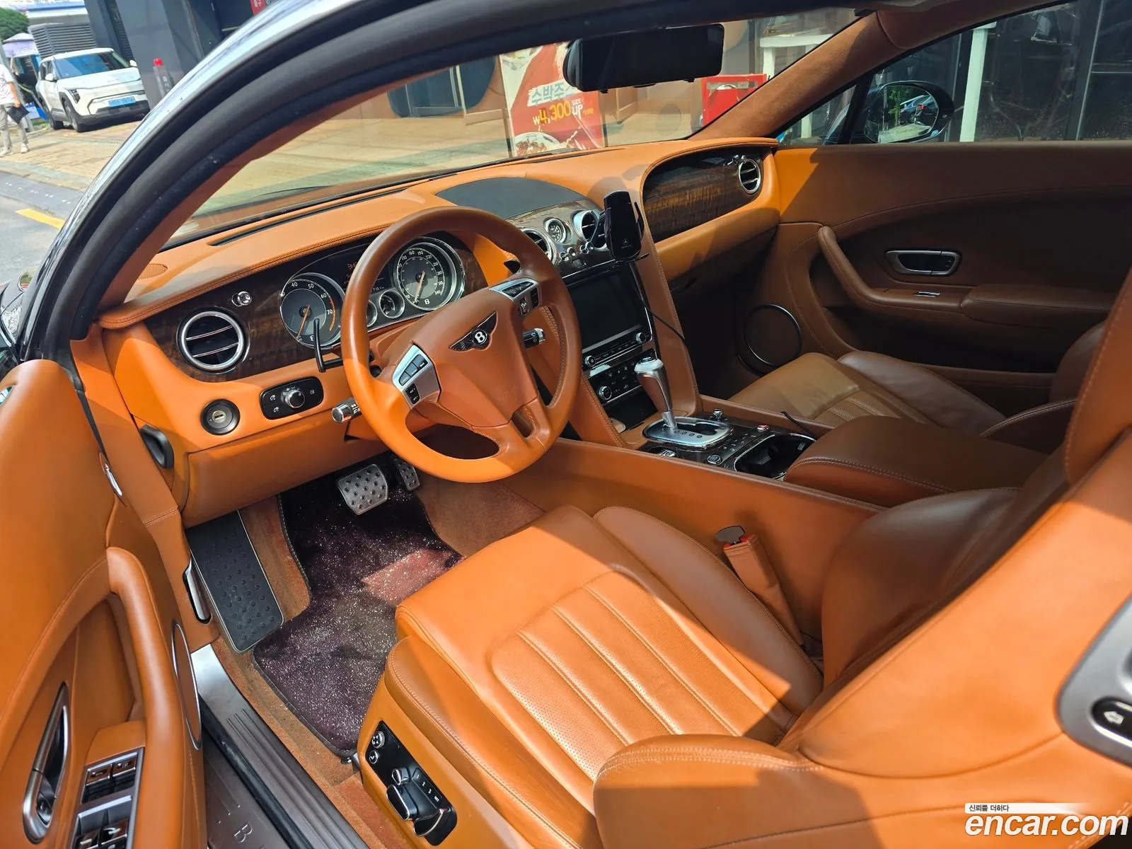 Bentley Continental GT 2014 — 16