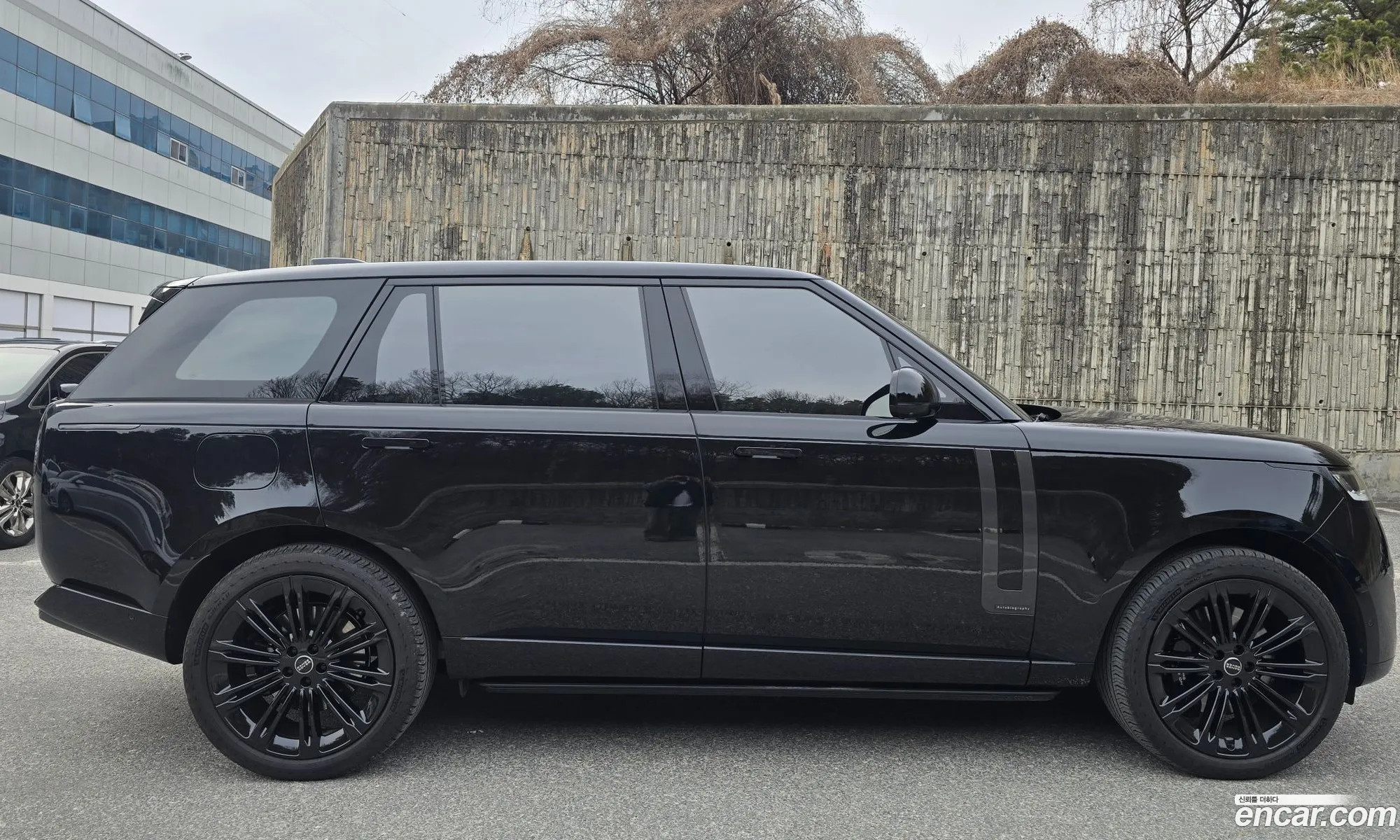 Land Rover Range Rover 2025 — 20
